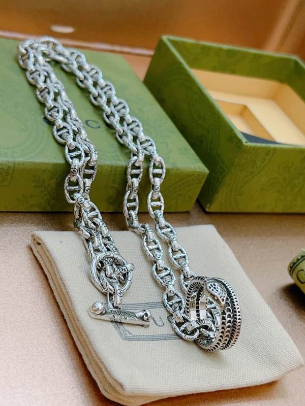 Gucci Necklace 08yxs114